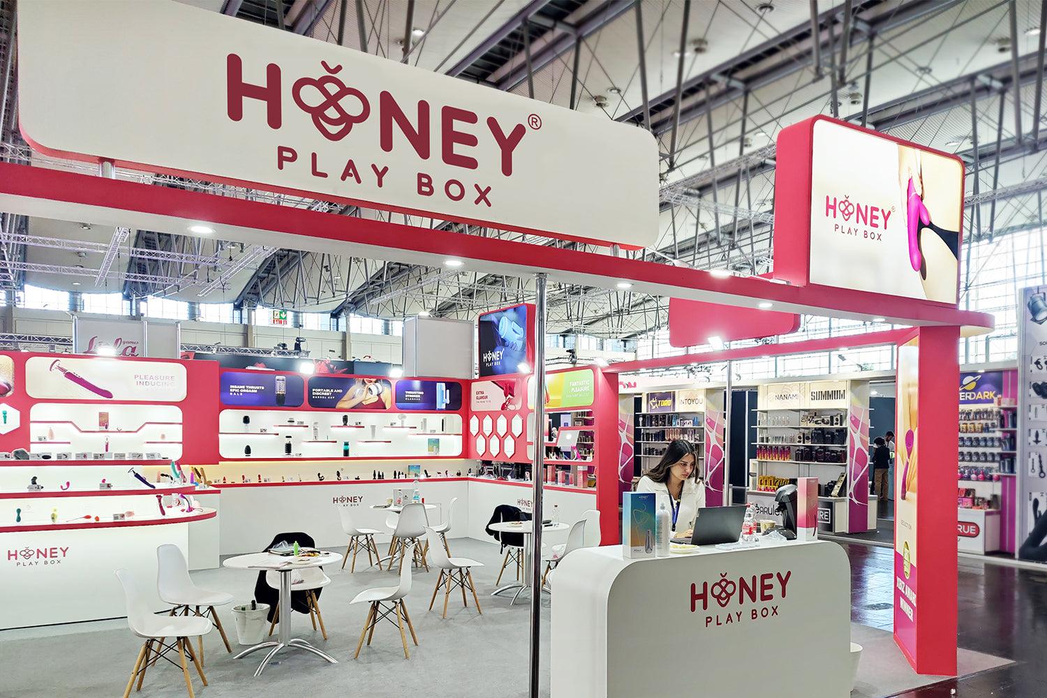A Sweet Debut: Honey Play Box Makes EroFame Debut - HoneyPlayBox