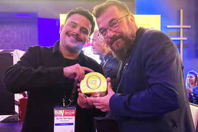 HONEY PLAY BOX CELEBRATES 